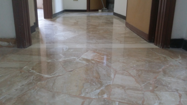 lucidatura e levigatura della marmetta Milano - Marmi e Parquet