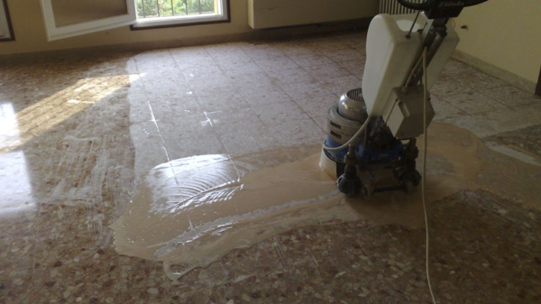 lucidatura e levigatura della marmetta Milano - Marmi e Parquet