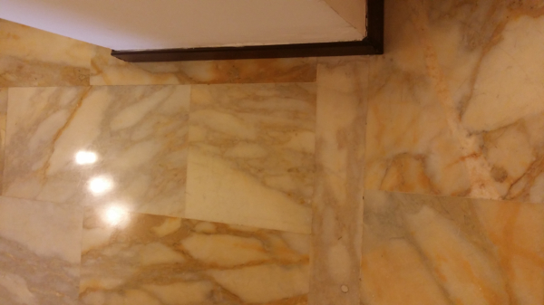 lucidatura e levigatura della marmetta Milano - Marmi e Parquet