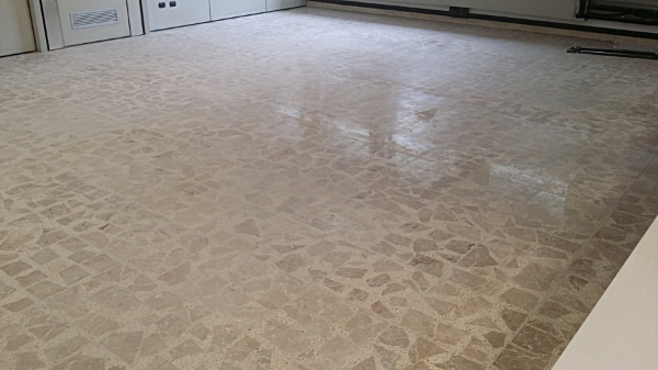 lucidatura e levigatura del granito a Milano - Marmi e Parquet