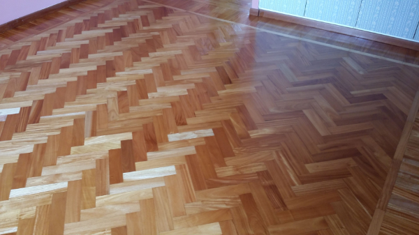 prezzo e costi lamatura, levigatura, verniciatura, posa e cambio colore parquet Milano